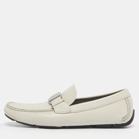 Salvatore Ferragamo Cream Leather Gancini Loafers Size 42